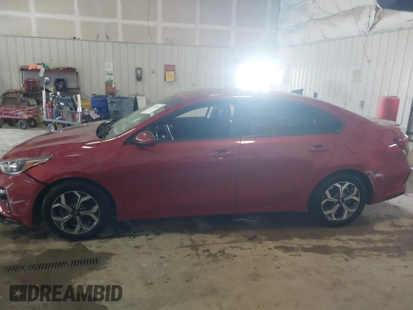 2021 Kia Forte LXS z VIN 3KPF24ADXME306729, wystawiony jako IAAI lot #41731043 z przebiegiem 58 798 mil mil oraz . Historia ofert i sprzedaży dostępna na DreamBid. Obrazek 15.