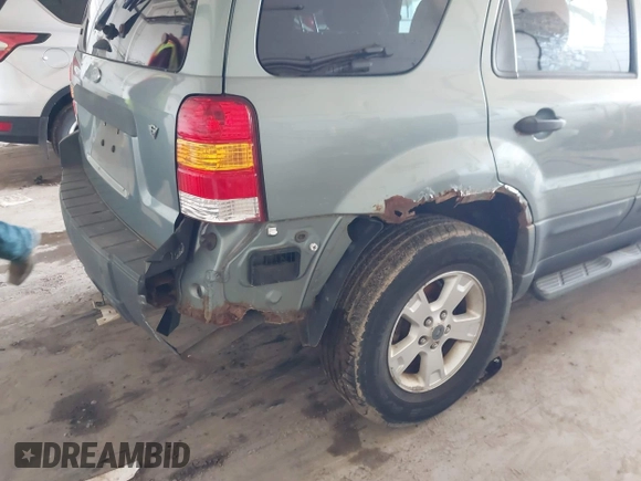 2006 Ford Escape XLT с VIN 1FMCU93166KB17679, выставлен на аукционе IAAI как лот 42429717 с пробегом 201 430 миль миль и . История ставок и продаж доступна на DreamBid. Изображение 6.