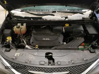 2017 Chrysler Pacifica Touring with VIN 2C4RC1DG0HR522706, listed as a Copart auction lot 45106645 with 144,351 mi miles and Salvage Title. Bid and sale history available at DreamBid. Image 12.