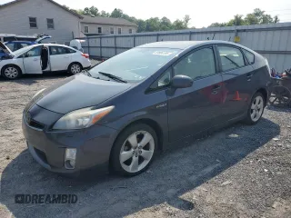2010 Toyota Prius II z VIN JTDKN3DU3A0179340, wystawiony jako Copart lot #59804195 z przebiegiem 205 382 mil mil oraz Czysty tytuł • Clean title. Historia ofert i sprzedaży dostępna na DreamBid. Obrazek 1.