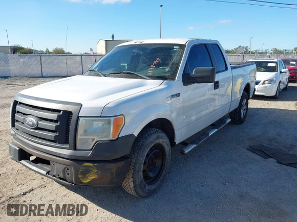 2010 Ford F-150 XL with VIN 1FTFX1CV1AKA50138, listed as a IAAI auction lot 41782929 with 221,452 mi miles. Bid and sale history available at carsss.com. Image 19.