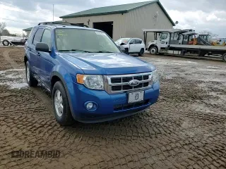 2012 Ford Escape XLT z VIN 1FMCU9DG3CKB40111, wystawiony jako Copart lot #52329085 z przebiegiem 106 114 mil mil oraz Czysty tytuł • Clean title. Historia ofert i sprzedaży dostępna na DreamBid. Obrazek 14.