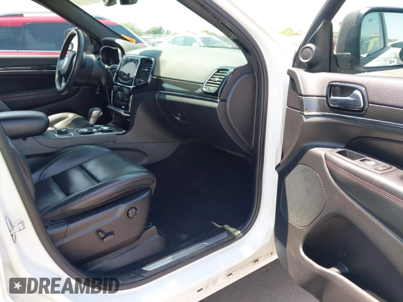 2019 Jeep Grand Cherokee Trailhawk with VIN 1C4RJFLT7KC751143, listed as a IAAI auction lot 42749406 with 54,024 mi miles and . Bid and sale history available at DreamBid. Image 5.