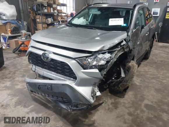 2020 Toyota RAV4 XLE with VIN 2T3P1RFV6LC089609, listed as a IAAI auction lot 41923472 with 72,368 mi miles and . Bid and sale history available at DreamBid. Image 6.