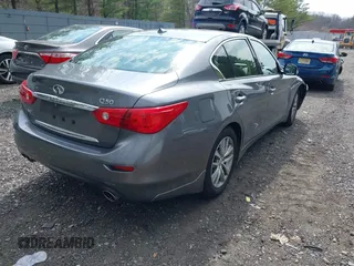2015 Infiniti Q50 Premium with VIN JN1BV7AR8FM417774, listed as a IAAI auction lot 41909847 with 39,377 mi miles. Bid and sale history available at carsss.com. Image 4.