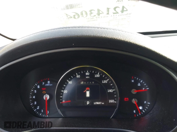 2017 Kia Sorento LX with VIN 5XYPG4A35HG205801, listed as a IAAI auction lot 42143064 with 129,647 mi miles. Bid and sale history available at carsss.com. Image 7.