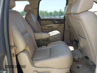 2007 GMC Yukon XL SLT z VIN 1GKFC16087J200390, wystawiony jako IAAI lot #42049673 z przebiegiem 169 174 mil mil oraz . Historia ofert i sprzedaży dostępna na DreamBid. Obrazek 8.