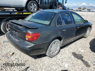 2000 Saturn SL with VIN 1G8ZH5285YZ240565, listed as a Copart auction lot 66567153 with 202,109 mi miles and Salvage title. Bid and sale history available at DreamBid. Image 3.