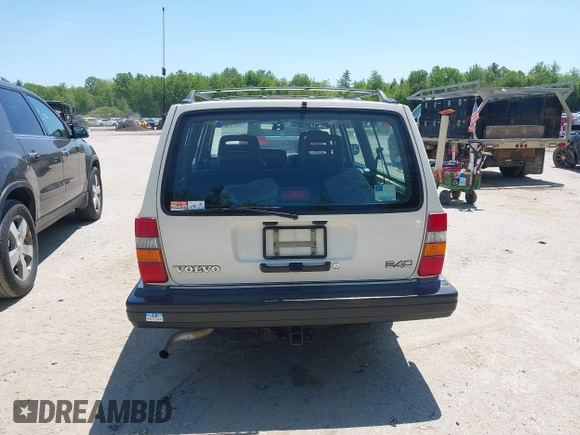 1993 Volvo 240 with VIN YV1AW8803P1949546, listed as a IAAI auction lot 42411136 with 225,859 mi miles and . Bid and sale history available at DreamBid. Image 15.