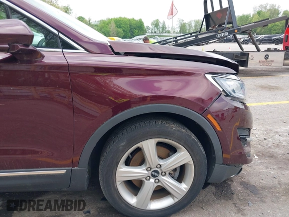 2018 Lincoln MKC Premiere z VIN 5LMCJ1C98JUL30207, wystawiony jako IAAI lot #42275853 z przebiegiem 51 206 mil mil oraz . Historia ofert i sprzedaży dostępna na DreamBid. Obrazek 21.