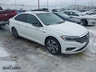 2019 Volkswagen Jetta SEL Premium with VIN 3VWG57BU9KM008717, listed as a IAAI auction lot 41566305 with 95,289 mi miles. Bid and sale history available at carsss.com. Image 1.