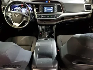 2016 Toyota Highlander LE with VIN 5TDBKRFH4GS258503, listed as a Copart auction lot 43762705 with 106,259 mi miles and Salvage Title. Bid and sale history available at carsss.com. Image 8.