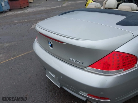 2006 BMW 6 Series 650Ci with VIN WBAEK13406CN76356, listed as a IAAI auction lot 41927866 with 1 mi miles. Bid and sale history available at carsss.com. Image 12.
