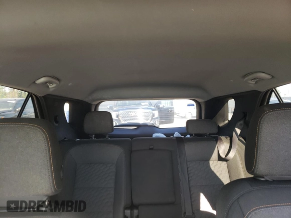 2019 Chevrolet Equinox LT with VIN 3GNAXKEV4KS666460, listed as a Copart auction lot 50139285 with 136,786 mi miles and Salvage Title. Bid and sale history available at DreamBid. Image 10.