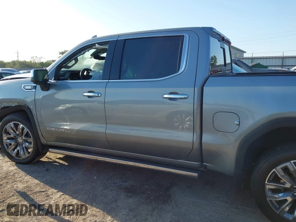 2024 GMC Sierra 1500 with VIN 1GTPHGE89RZ120273, listed as a IAAI auction lot 40288504 with 24,296 mi miles and . Bid and sale history available at DreamBid. Image 15.