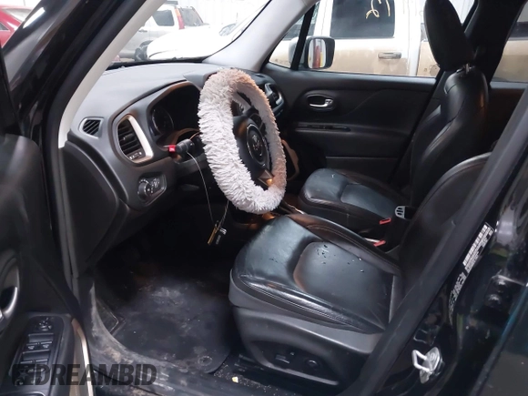 2017 Jeep Renegade Limited z VIN ZACCJBDB4HPG64163, wystawiony jako IAAI lot #41661972 z przebiegiem 68 335 mil mil oraz . Historia ofert i sprzedaży dostępna na DreamBid. Obrazek 5.