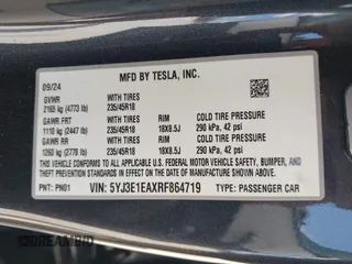 2024 Tesla Model 3 z VIN 5YJ3E1EAXRF864719, wystawiony jako IAAI lot #42129944 z przebiegiem 3 776 mil mil oraz . Historia ofert i sprzedaży dostępna na DreamBid. Obrazek 9.