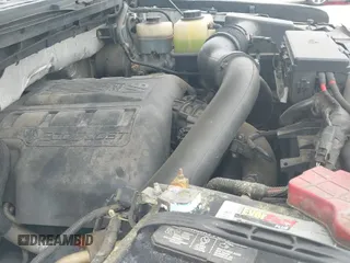 2011 Ford F-150 XLT z VIN 1FTFW1ET7BFA71519, wystawiony jako IAAI lot #42397625 z przebiegiem 205 049 mil mil oraz . Historia ofert i sprzedaży dostępna na DreamBid. Obrazek 19.