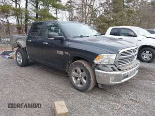 2016 Ram 1500 Big Horn z VIN 3C6RR7LT1GG331906, wystawiony jako IAAI lot #41653685 z przebiegiem 120 756 mil mil oraz . Historia ofert i sprzedaży dostępna na DreamBid. Obrazek 1.