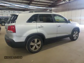 2013 Kia Sorento EX with VIN 5XYKUDA23DG393478, listed as a Copart auction lot 53973585 with 143,469 mi miles and Salvage Title. Bid and sale history available at carsss.com. Image 3.