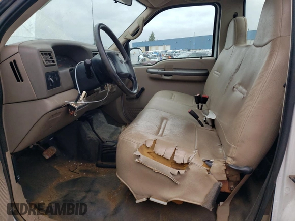 2002 Ford F-350 XL with VIN 1FTSF31L32EB50482, listed as a Copart auction lot 81916124 with 45,625 mi miles and Clean Title. Bid and sale history available at DreamBid. Image 7.