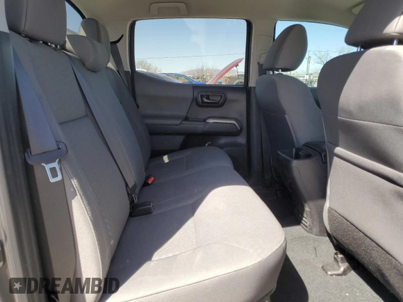 2023 Toyota Tacoma SR5 z VIN 3TMAZ5CNXPM207548, wystawiony jako Copart lot #48767455 z przebiegiem 21 729 mil mil oraz Szkoda całkowita • Salvage title. Historia ofert i sprzedaży dostępna na DreamBid. Obrazek 10.