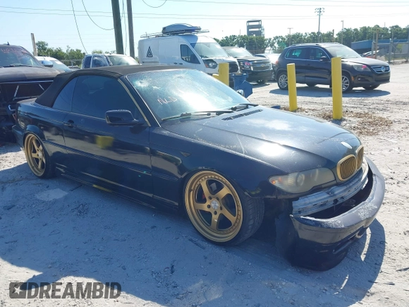 2004 BMW 3 Series 325Ci with VIN WBABW33454PG97847, listed as a IAAI auction lot 41903694 with 127,612 mi miles. Bid and sale history available at carsss.com. Image 1.