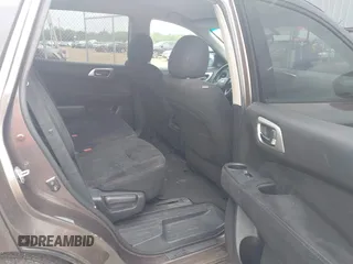 2015 Nissan Pathfinder S with VIN 5N1AR2MN0FC622662, listed as a IAAI auction lot 42116398 with 172,935 mi miles. Bid and sale history available at carsss.com. Image 8.