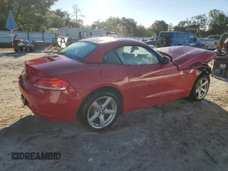 2011 BMW Z4 sDrive30i with VIN WBALM5C55BE379280, listed as a Copart auction lot 81977024 with 40,254 mi miles and Salvage Title. Bid and sale history available at carsss.com. Image 3.