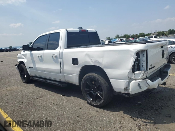 2022 Ram 1500 Big Horn z VIN 1C6SRFBT6NN117916, wystawiony jako Copart lot #61013935 z przebiegiem 43 241 mil mil oraz Szkoda całkowita • Salvage title. Historia ofert i sprzedaży dostępna na DreamBid. Obrazek 2.