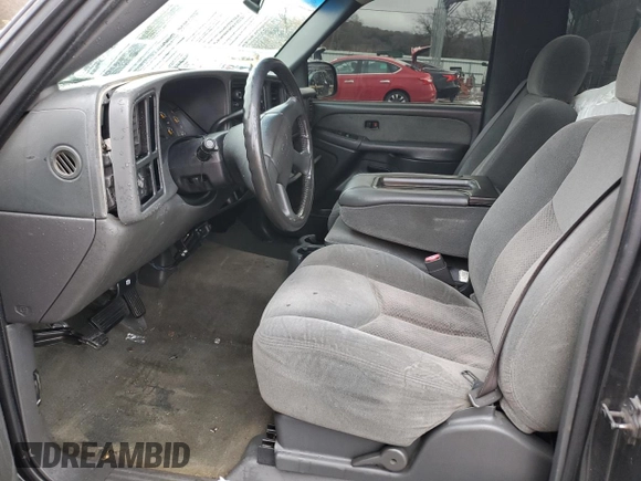 2003 Chevrolet Silverado 1500 with VIN 1GCEC14V33Z353129, listed as a Copart auction lot 83788644 with 172,787 mi miles and Salvage Title. Bid and sale history available at carsss.com. Image 7.