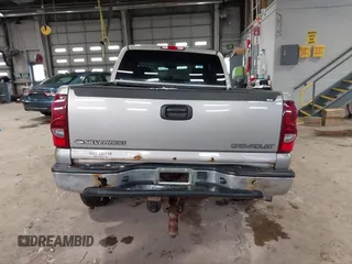 2003 Chevrolet Silverado 1500 with VIN 2GCEK19T731165314, listed as a IAAI auction lot 41605502 with 152,310 mi miles. Bid and sale history available at carsss.com. Image 17.