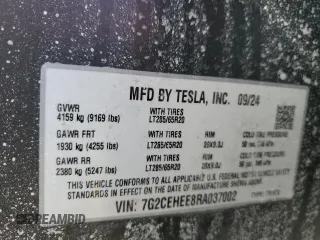 2024 Tesla Cybertruck Cyberbeast z VIN 7G2CEHEE8RA037002, wystawiony jako Copart lot #41739945 z przebiegiem Nie podano mil oraz Szkoda całkowita • Salvage title. Historia ofert i sprzedaży dostępna na DreamBid. Obrazek 15.