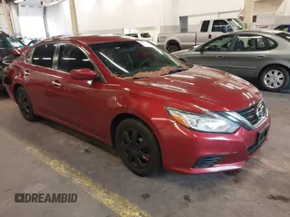 2016 Nissan Altima S with VIN 1N4AL3AP4GN345236, listed as a IAAI auction lot 40637034 with 118,757 mi miles and . Bid and sale history available at carsss.com. Image 1.