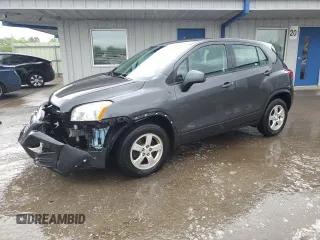 2016 Chevrolet Trax LS z VIN 3GNCJNSB6GL245038, wystawiony jako Copart lot #57892125 z przebiegiem 47 982 mil mil oraz Szkody całkowita. Historia ofert i sprzedaży dostępna na DreamBid. Obrazek 1.