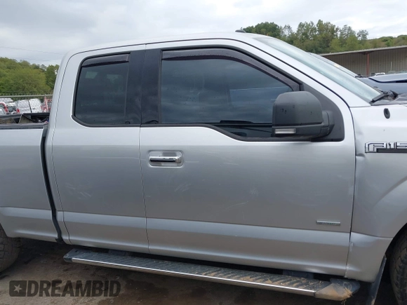 2016 Ford F-150 XLT with VIN 1FTEX1EP0GFD37305, listed as a IAAI auction lot 40364610 with 105,715 mi miles. Bid and sale history available at carsss.com. Image 14.