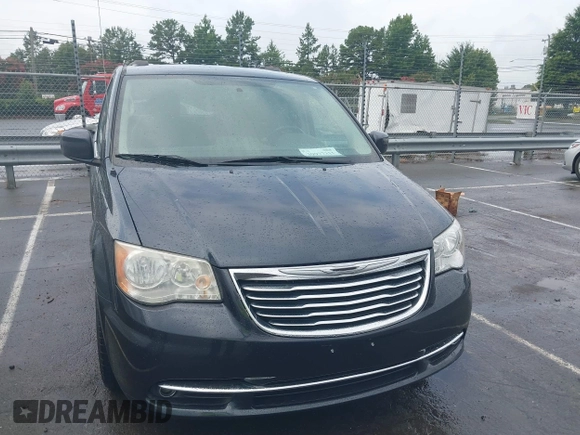 2014 Chrysler Town & Country Touring z VIN 2C4RC1BG4ER439889, wystawiony jako IAAI lot #39977311 z przebiegiem 155 656 mil mil oraz . Historia ofert i sprzedaży dostępna na DreamBid. Obrazek 12.