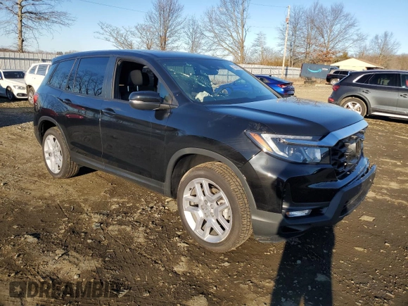 2025 Honda Passport EX-L z VIN 5FNYF8H55SB003951, wystawiony jako Copart lot #43849725 z przebiegiem 3013 mil mil oraz Szkody całkowita. Historia ofert i sprzedaży dostępna na DreamBid. Obrazek 4.