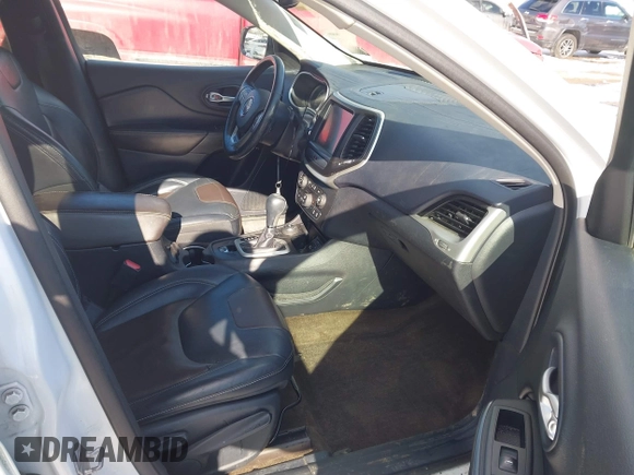 2015 Jeep Cherokee Limited with VIN 1C4PJMDS9FW718151, listed as a IAAI auction lot 41344018 with 124,185 mi miles and . Bid and sale history available at DreamBid. Image 5.