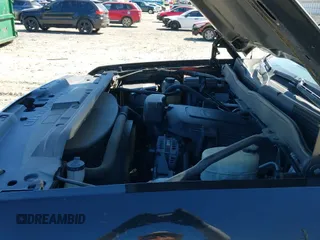 2015 Chevrolet Silverado 2500HD Work Truck с VIN 1GC1KUEG1FF635679, выставлен на аукционе IAAI как лот 41709491 с пробегом 129 623 миль миль и . История ставок и продаж доступна на DreamBid. Изображение 19.