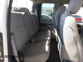 2018 Ford F-150 XL z VIN 1FTEX1CP3JFB32667, wystawiony jako IAAI lot #42242939 z przebiegiem 149 549 mil mil oraz . Historia ofert i sprzedaży dostępna na DreamBid. Obrazek 8.