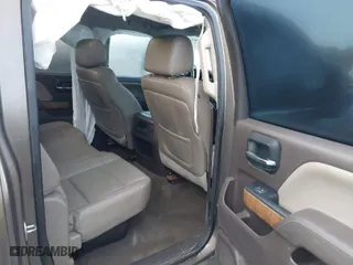 2015 GMC Sierra 2500HD SLT with VIN 1GT12ZE84FF168621, listed as a IAAI auction lot 41320970 with 292,164 mi miles. Bid and sale history available at carsss.com. Image 8.