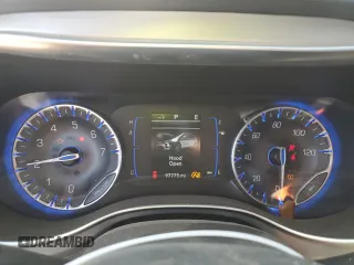 2018 Chrysler Pacifica Touring Plus with VIN 2C4RC1FG4JR228678, listed as a Copart auction lot 52318475 with 97,775 mi miles and Salvage title. Bid and sale history available at DreamBid. Image 9.