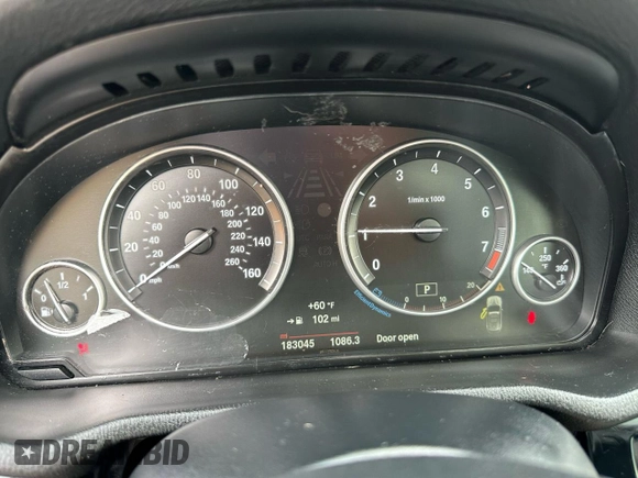 2017 BMW X3 xDrive28i with VIN 5UXWX9C38H0W67134, listed as a Copart auction lot 54678995 with 183,045 mi miles and Clean Title. Bid and sale history available at DreamBid. Image 6.