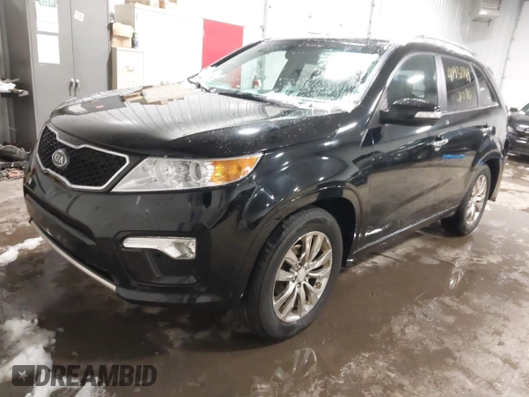 2011 Kia Sorento SX with VIN 5XYKW4A27BG110233, listed as a IAAI auction lot 41932749 with 109,029 mi miles. Bid and sale history available at carsss.com. Image 17.