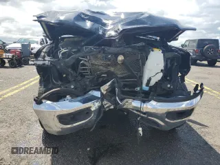 2020 Ram 1500 Big Horn z VIN 1C6RRFFGXLN300261, wystawiony jako Copart lot #57476265 z przebiegiem 103 082 mil mil oraz Szkoda całkowita • Salvage title. Historia ofert i sprzedaży dostępna na DreamBid. Obrazek 5.