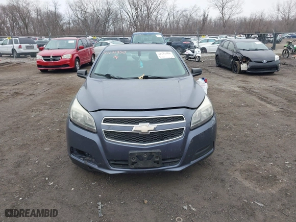 2013 Chevrolet Malibu LS with VIN 1G11B5SA5DF156385, listed as a IAAI auction lot 41131950 with 194,955 mi miles. Bid and sale history available at carsss.com. Image 12.