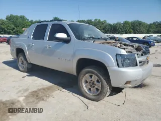 2013 Chevrolet Avalanche LT z VIN 3GNTKFE7XDG171041, wystawiony jako Copart lot #56966925 z przebiegiem 155 874 mil mil oraz Szkoda całkowita • Salvage title. Historia ofert i sprzedaży dostępna na DreamBid. Obrazek 4.