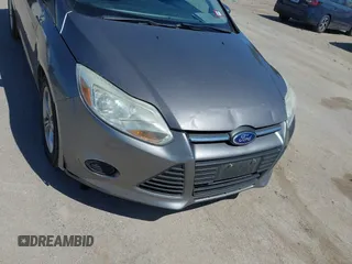 2013 Ford Focus SE with VIN 1FADP3F23DL355181, listed as a IAAI auction lot 42103742 with 171,594 mi miles. Bid and sale history available at carsss.com. Image 6.