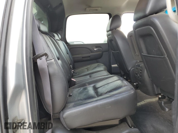 2013 Chevrolet Avalanche LT with VIN 3GNMCFE00DG149926, listed as a Copart auction lot 77456344 with 136,504 mi miles and Salvage Title. Bid and sale history available at DreamBid. Image 10.